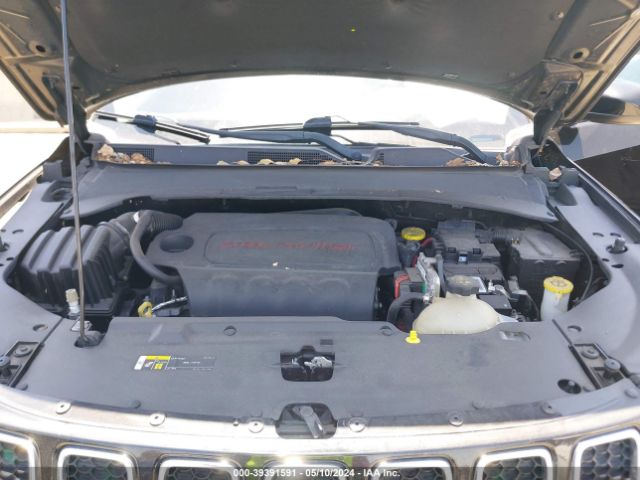 3C4NJCBB0JT466468 Jeep Compass Latitude Fwd