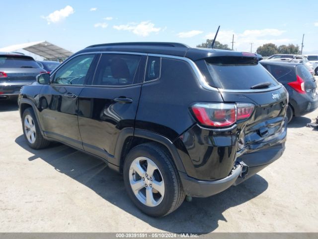 3C4NJCBB0JT466468 Jeep Compass Latitude Fwd