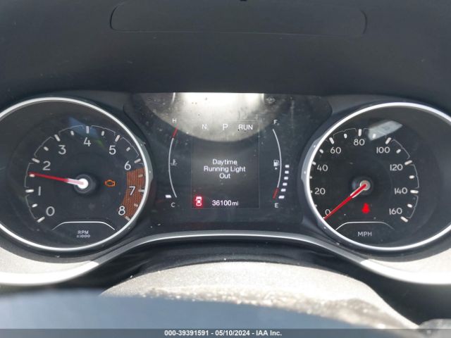 3C4NJCBB0JT466468 Jeep Compass Latitude Fwd