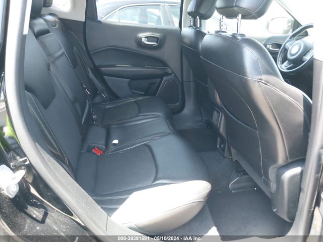 3C4NJCBB0JT466468 Jeep Compass Latitude Fwd