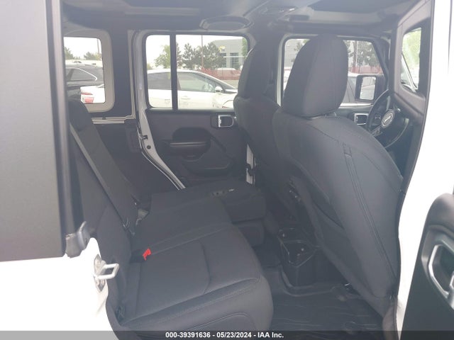 1C4HJXDG2KW632238 Jeep Wrangler Unlimited Sport Altitude 4x4