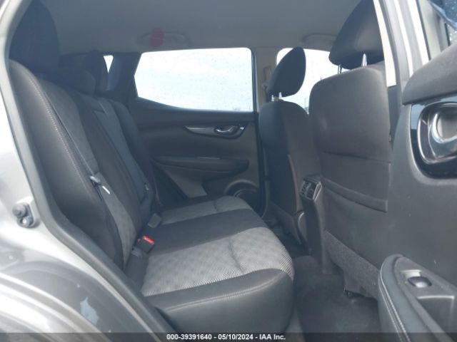 JN1BJ1CPXJW106915 Nissan Rogue Sport Sv