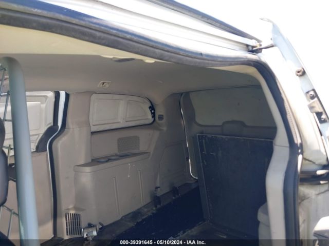 2C4JRGAG6FR681701 RAM Cargo Tradesman