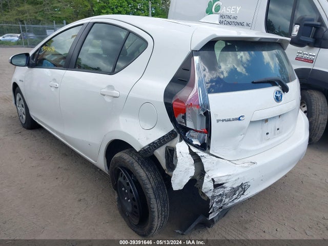 Toyota Prius C Two 2016 JTDKDTB36G1139172 Image 3
