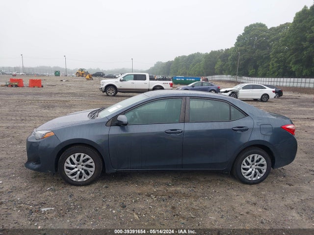 Toyota COROLLA LE 2017 5YFBURHE7HP718003 Image 14