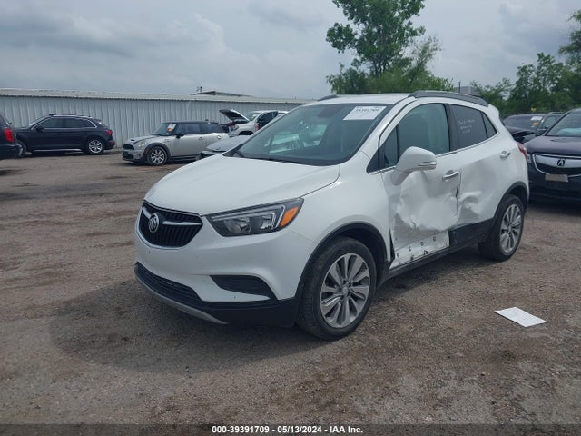Buick Encore Preferred 2018 KL4CJASB7JB620830 Image 2
