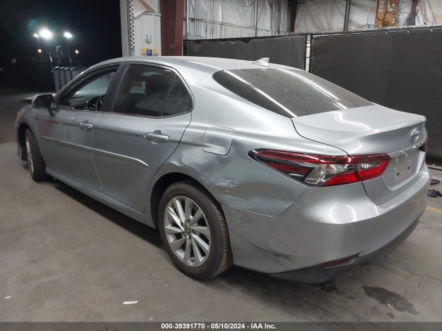 Toyota CAMRY LE 2023 4T1C11AK7PU186876 Image 3