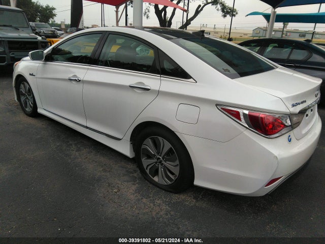 Hyundai Sonata Hybrid Limited 2014 KMHEC4A48EA112466 Image 3