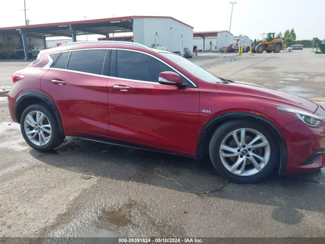 SJKCH5CP3KA009362 Infiniti Qx30 Luxe