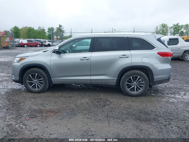 Toyota Highlander Xle 2017 5TDJZRFH6HS433214 Image 14