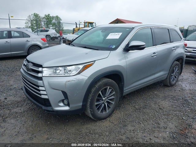 Toyota Highlander Xle 2017 5TDJZRFH6HS433214 Image 2