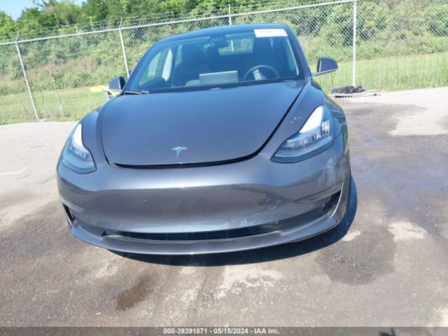 5YJ3E1EB1KF481315 Tesla Model 3 Long Range/performance