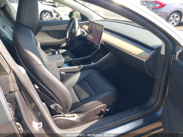 5YJ3E1EB1KF481315 Tesla Model 3 Long Range/performance