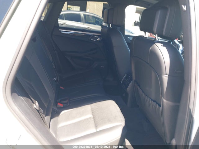 2019 PORSCHE MACAN WP1AA2A58KLB07353 Photo 7