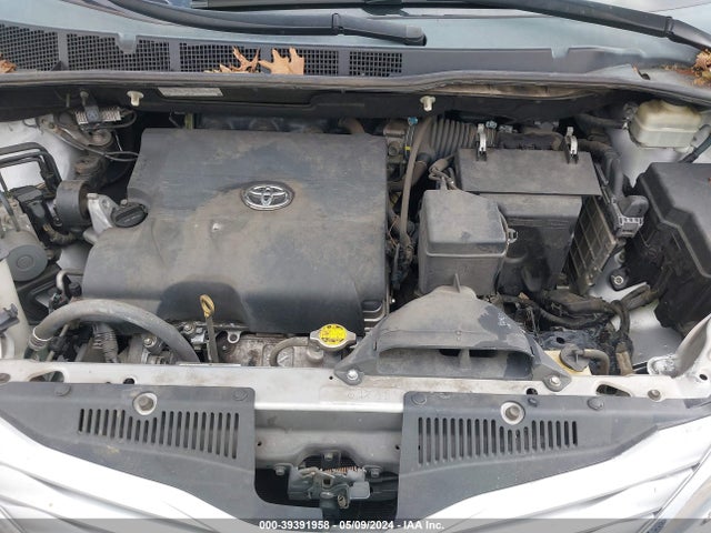 Toyota Sienna Le 8 Passenger 2015 5TDKK3DC1FS591082 Image 10