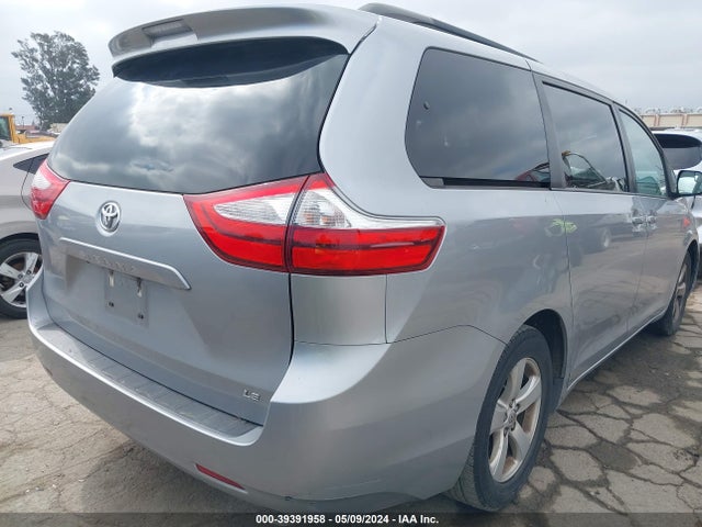 Toyota Sienna Le 8 Passenger 2015 5TDKK3DC1FS591082 Image 6