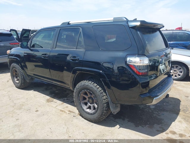 Toyota 4runner Trail 2014 JTEBU5JR9E5184819 Image 3