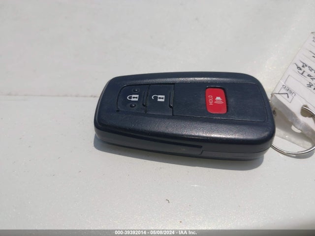 Toyota Prius Two Eco 2018 JTDKARFU8J3548994 Image 11