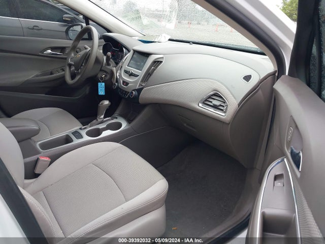 Chevrolet Cruze Ls Auto 2017 1G1BC5SM3H7252804 Image 5
