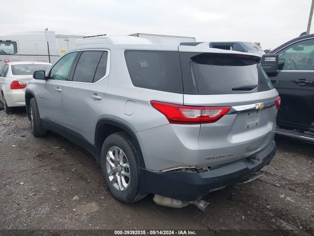 Chevrolet Traverse Ls 2019 1GNEVFKWXKJ268523 Image 3