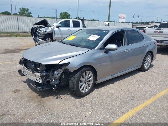 Toyota CAMRY LE 2019 4T1B11HK7KU775744 Image 2