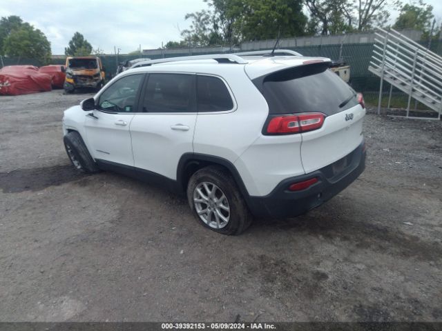 1C4PJLCBXFW663060 Jeep Cherokee Latitude