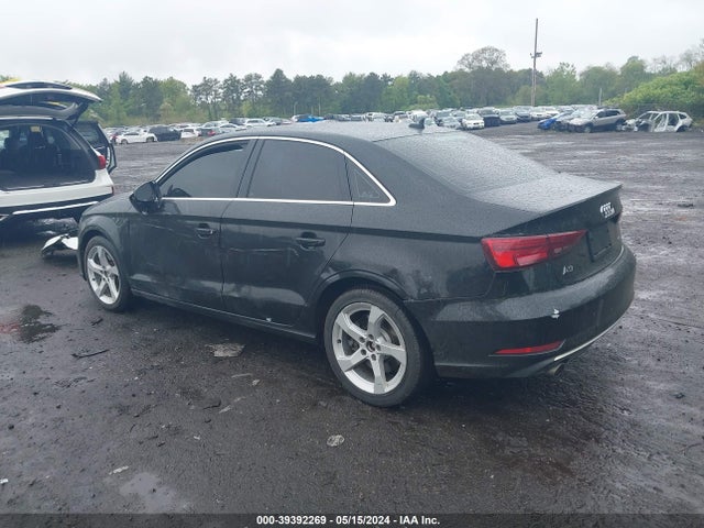 WAUBEGFF3KA108881 Audi A3 45 Premium