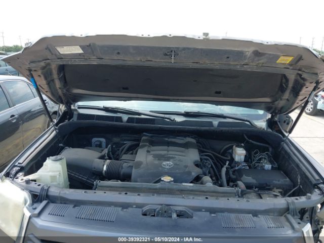 5TFRM5F14EX072570 Toyota Tundra Sr5 4.6l V8