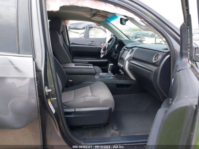 5TFRM5F14EX072570 Toyota Tundra Sr5 4.6l V8