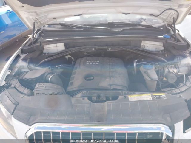 WA1CFAFP4EA018373 Audi Q5 2.0t Premium