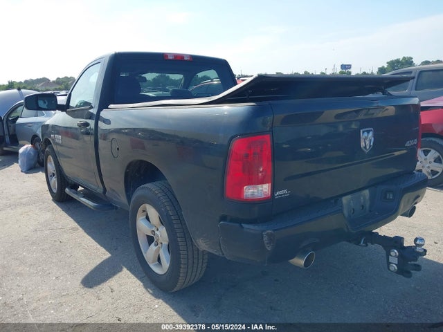 3C6JR7AT8EG215115 RAM 1500 Express