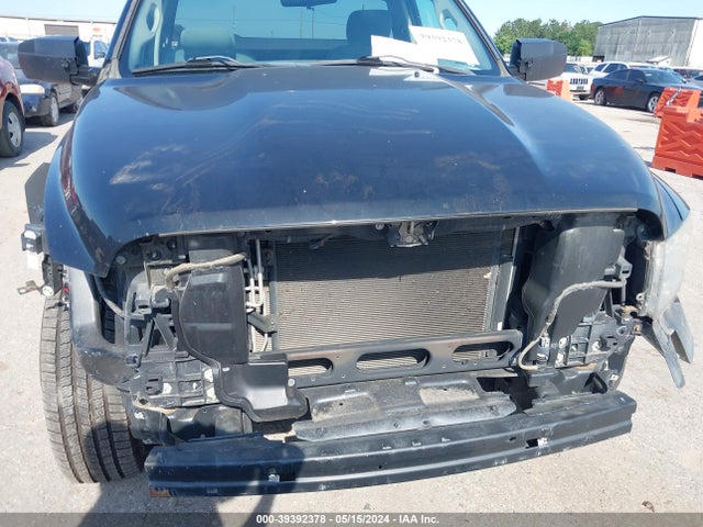 3C6JR7AT8EG215115 RAM 1500 Express