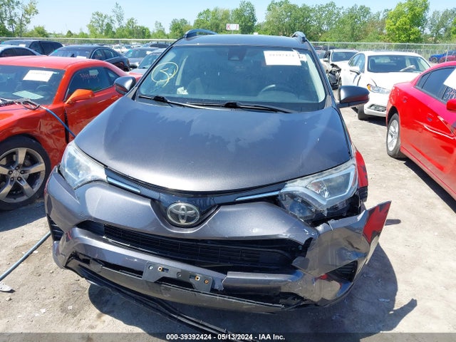 Toyota RAV4 LE 2017 JTMBFREV5HJ131334 Image 12