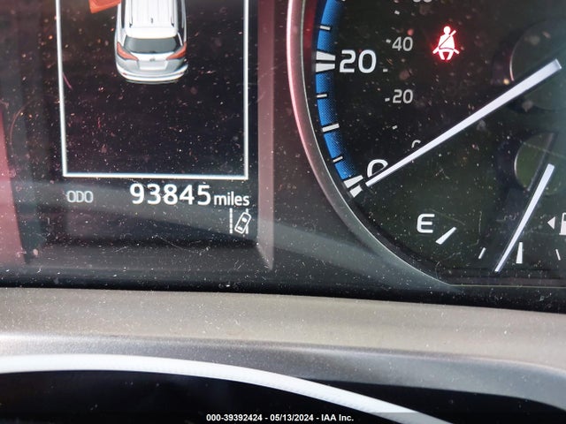 Toyota RAV4 LE 2017 JTMBFREV5HJ131334 Image 15