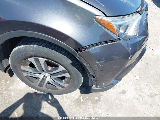 Toyota RAV4 LE 2017 JTMBFREV5HJ131334 Image 17