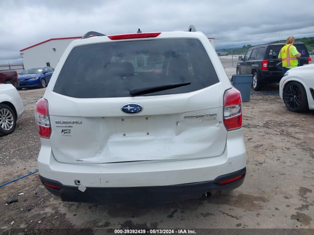 Subaru Forester 2.5i Premium 2015 JF2SJADC5FH824782 Image 16