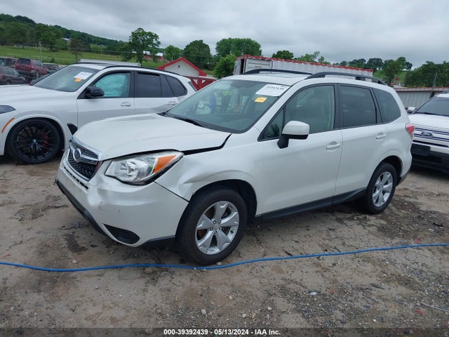 Subaru Forester 2.5i Premium 2015 JF2SJADC5FH824782 Image 2