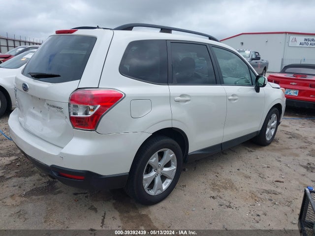 Subaru Forester 2.5i Premium 2015 JF2SJADC5FH824782 Image 4
