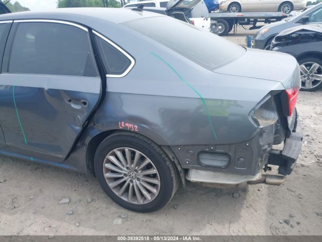 1VWBS7A3XGC017849 Volkswagen Passat 1.8t Se