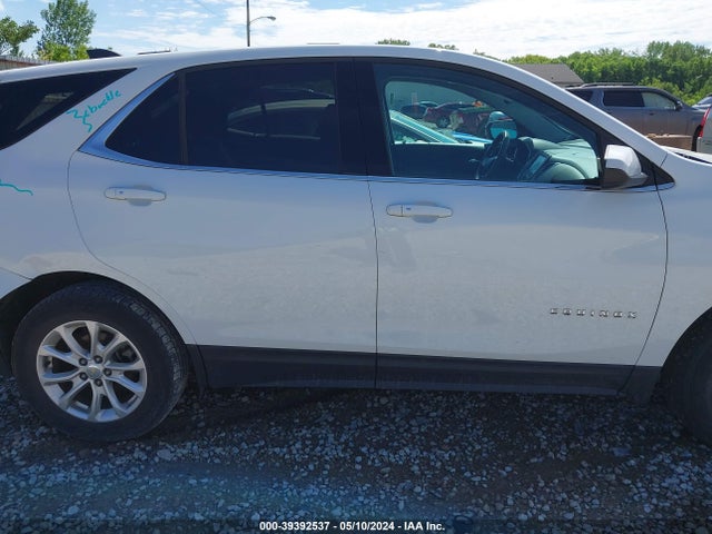 Chevrolet EQUINOX LT 2018 2GNAXSEV5J6269241 Image 13