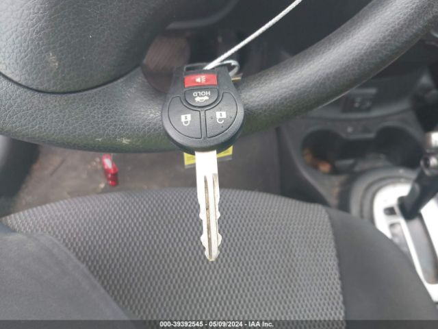 3N1CN7AP3KL828183 Nissan Versa 1.6 Sv