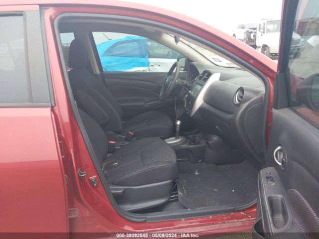 3N1CN7AP3KL828183 Nissan Versa 1.6 Sv