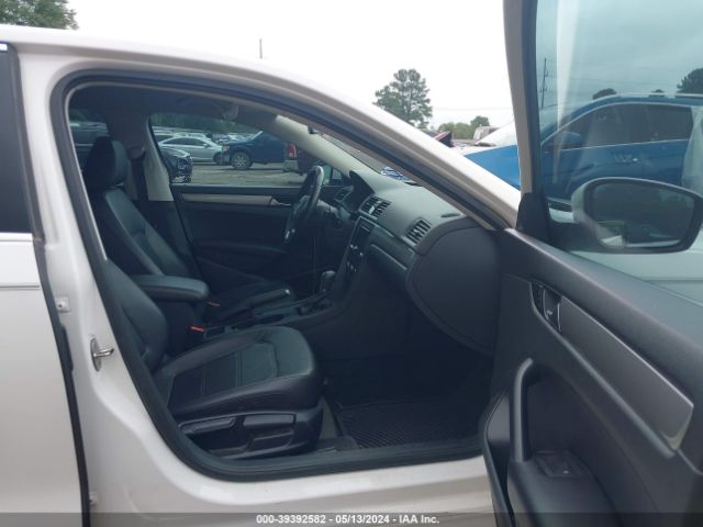 1VWAS7A33FC079426 Volkswagen Passat 1.8t Limited Edition