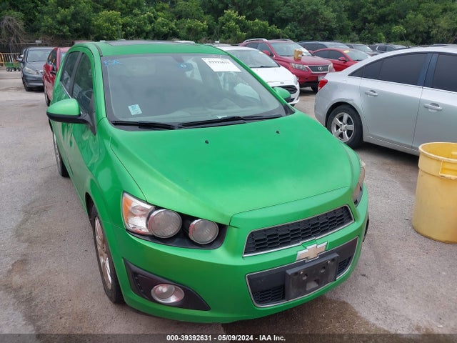 Chevrolet Sonic Lt Auto 2015 1G1JC6SB1F4143322 main image