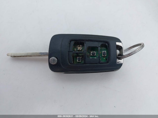 Chevrolet Sonic Lt Auto 2015 1G1JC6SB1F4143322 Image 11