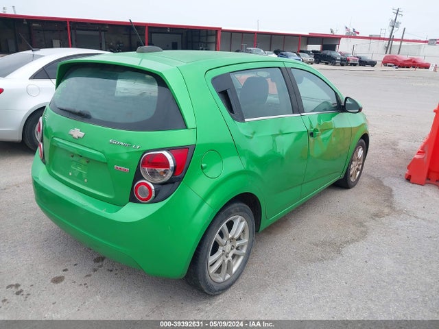 Chevrolet Sonic Lt Auto 2015 1G1JC6SB1F4143322 Image 4