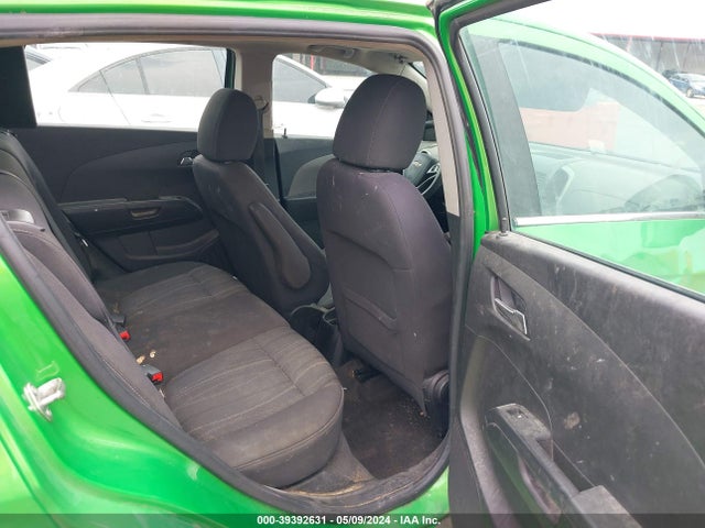 Chevrolet Sonic Lt Auto 2015 1G1JC6SB1F4143322 Image 8