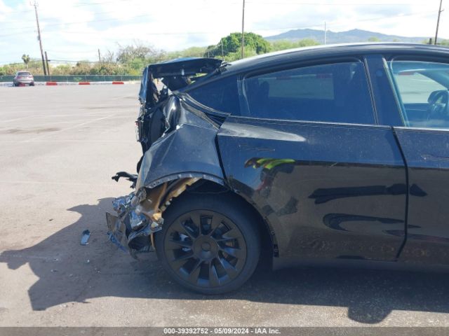 7SAYGDED1RF052692 Tesla Model Y Rwd