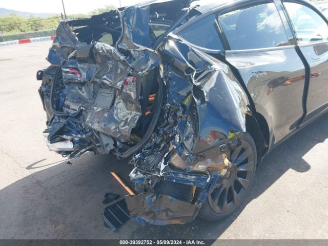 7SAYGDED1RF052692 Tesla Model Y Rwd