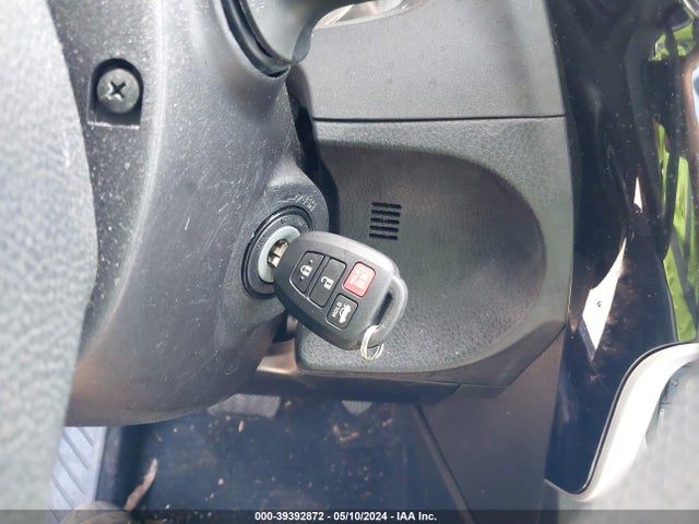 Toyota COROLLA LE 2018 2T1BURHE0JC078576 Image 11